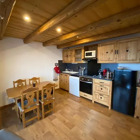 Appartamento Pour 4 Pers. Terrasse, Proche Centre Et Pistes, Parking Garage - Fr-1-733-60